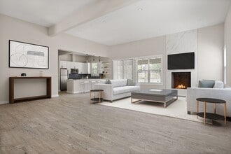 Building Photo - Riata