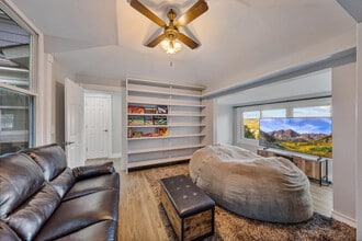 Building Photo - 52 Pavilion Rd