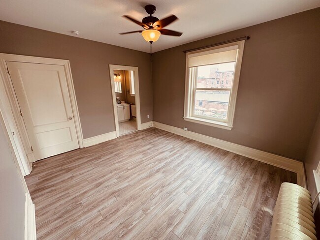 Foto del edificio - 7 W Philadelphia St