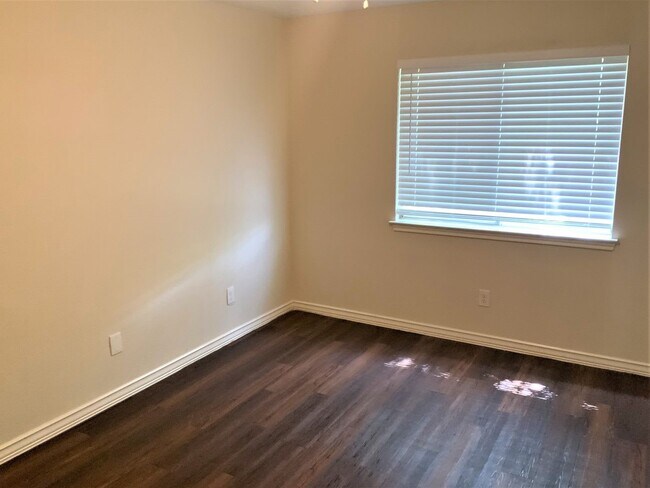 Foto del edificio - 22731 Bridgewater Dr