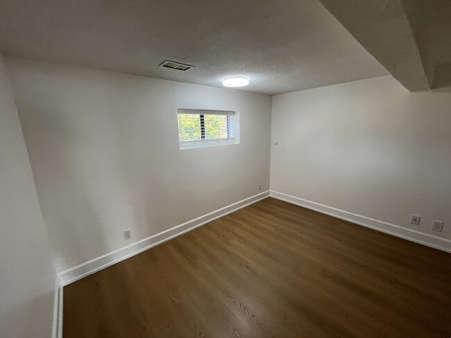 Building Photo - 2209 Austin Ave