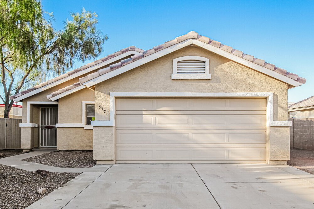 Primary Photo - 947 E Via Elena St