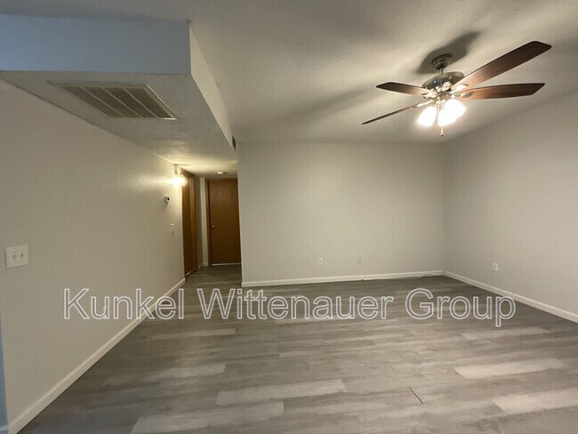 Foto del edificio - 1320 N 1st St