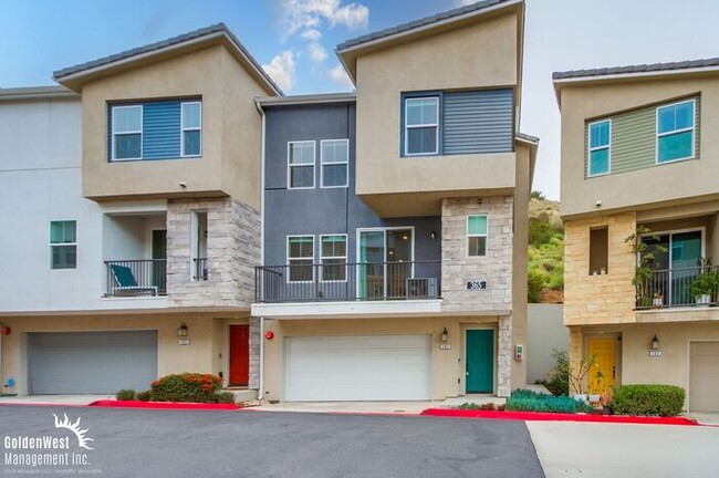 Foto del edificio - Modern 2Bdm 2.5Ba Condo in ViewPointe Comm...