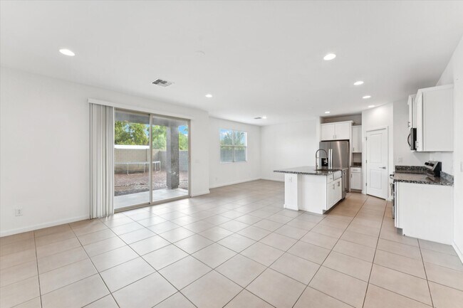 Foto del edificio - 4354 W Allen St
