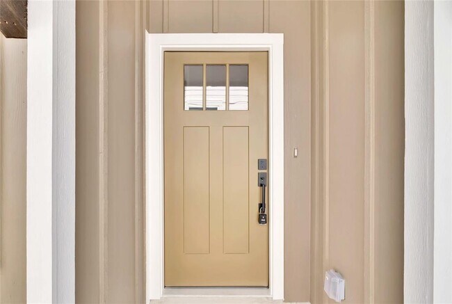 Building Photo - 308 Mirabeau Way