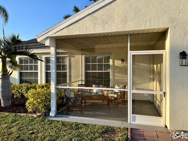 Foto del edificio - 7787 Ridgewood Dr