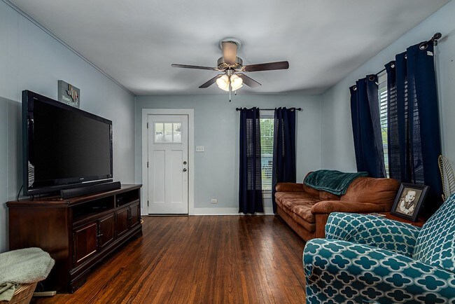 Foto del edificio - 1215 Lillie St