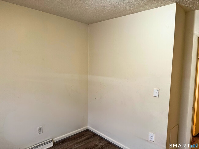 Building Photo - 282 Front Ave