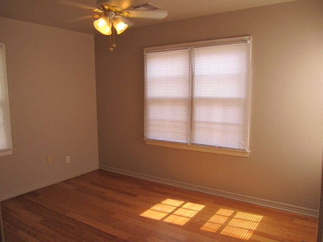 Foto del edificio - 2749 Cambridge Ct