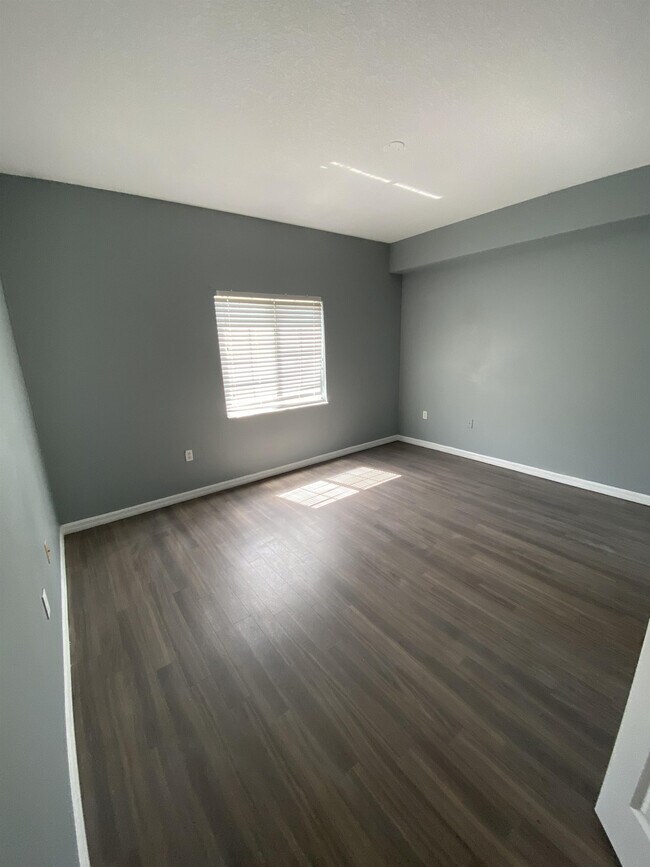 Building Photo - 9507 Newdale Way
