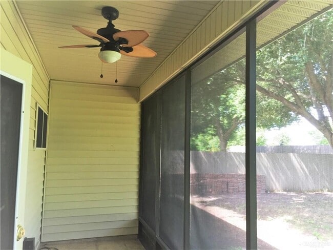 Building Photo - 24 N 43rd St