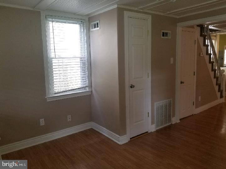 Primary Photo - 117 3rd Ave