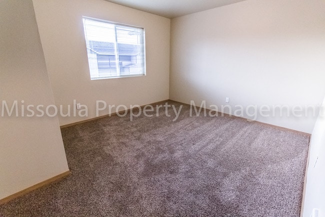 Building Photo - 3830 Mullan Rd