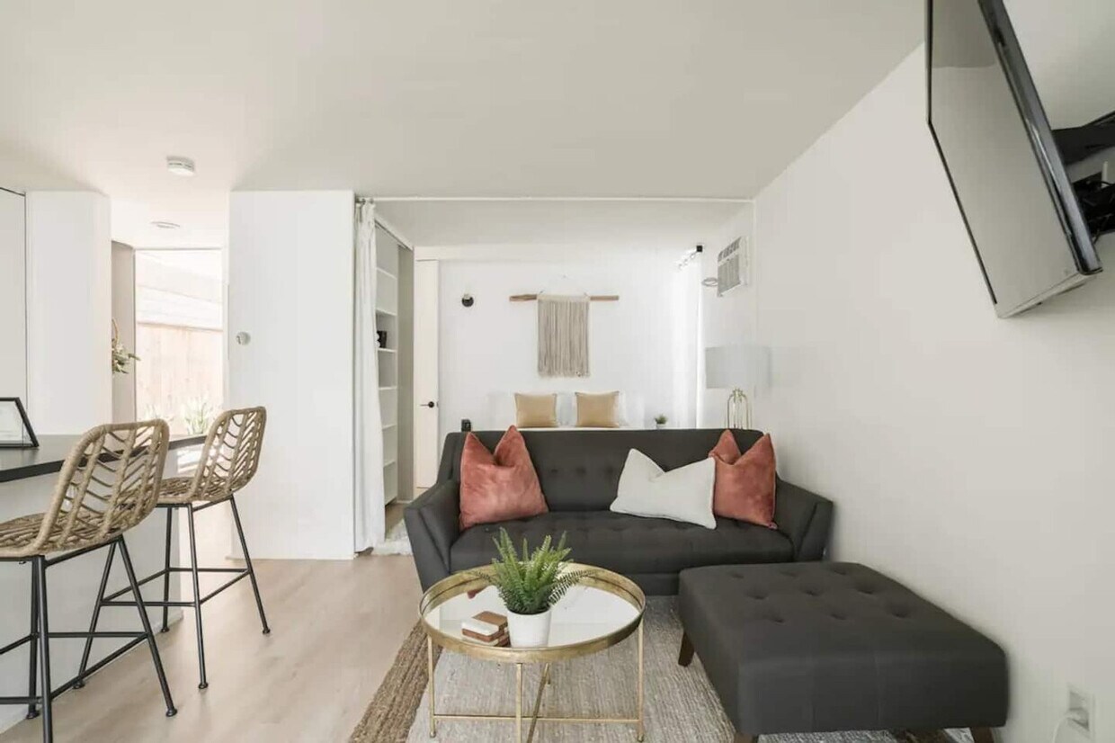 Foto principal - 1773 Torrance St