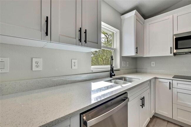 Building Photo - 6360 SW 156th St