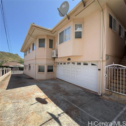 Building Photo - 3556 Alohea Ave