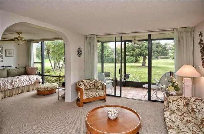 Foto del edificio - 612 Bird Bay Dr S