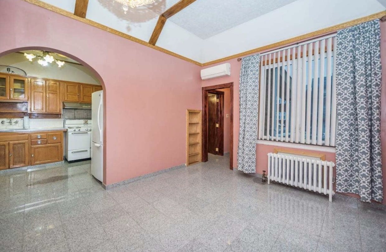 Primary Photo - 28-44 49th St
