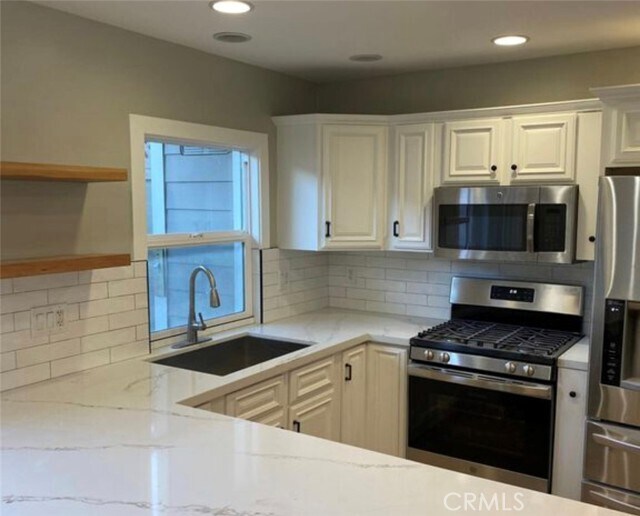 Foto del edificio - 41 Seabird Ct