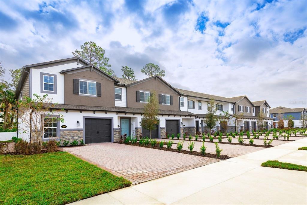 Foto principal - 2831 N Narcoossee Rd