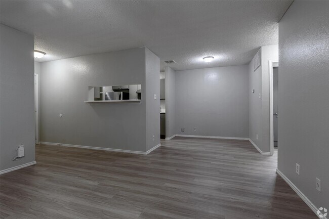 Foto del edificio - 7610 Cameron Rd