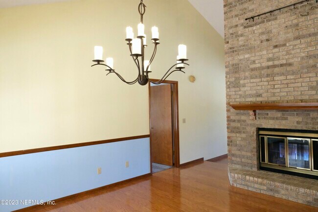 Foto del edificio - 14282 Hawksmore Ln