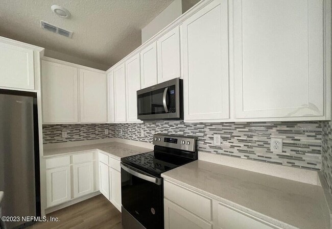 Building Photo - 111 Great Star Ct