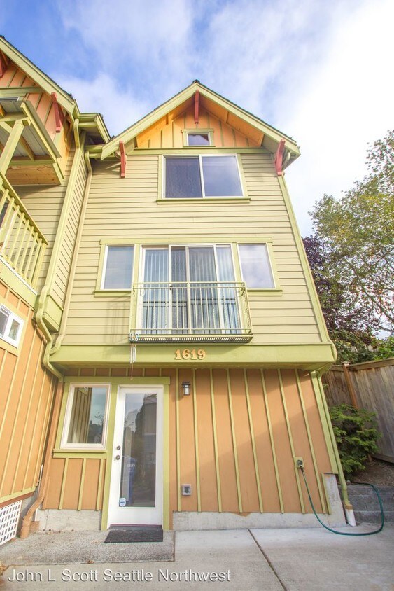 Primary Photo - 3 br, 2 bath House - 1619 S King St