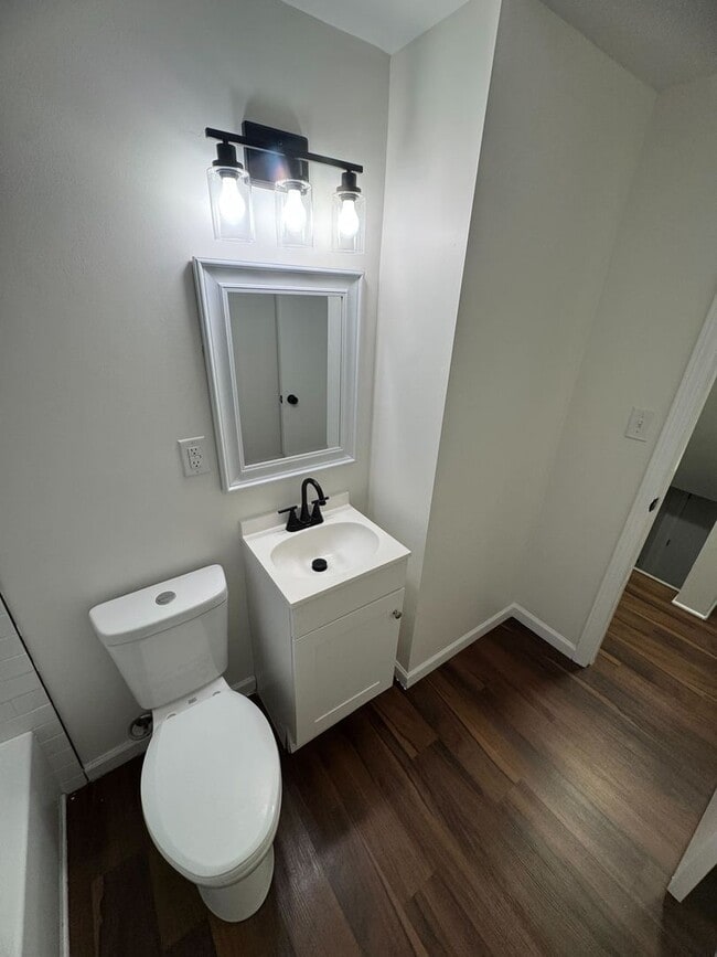 Foto del edificio - 1292 E 25th Ave