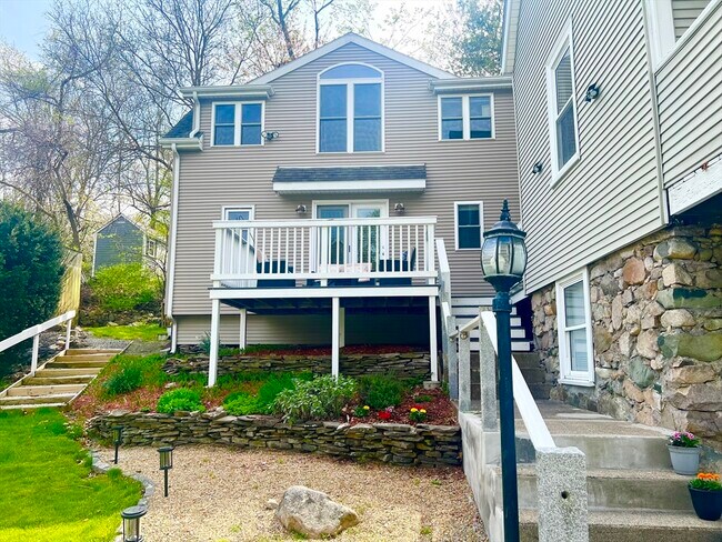 Foto del edificio - 60 Cranston Ave