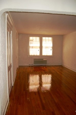 Sala de estar - 3300 Prytania St