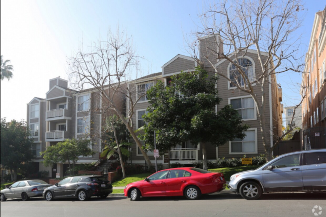 1327 S Westgate Ave Unit 101, Los Angeles, CA 90025 Apartments in Los