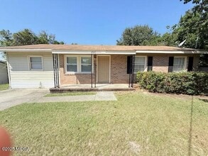 Building Photo - 4943 Nisbet Dr