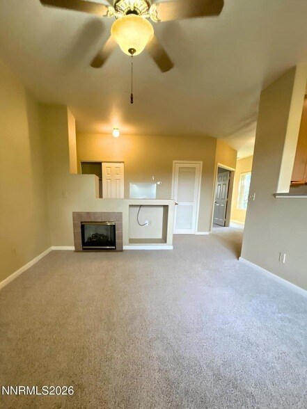 Foto del edificio - 900 S Meadows Pkwy