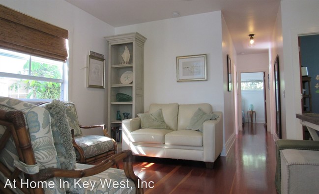 Foto del edificio - 2 br, 2 bath House - 907 South Street