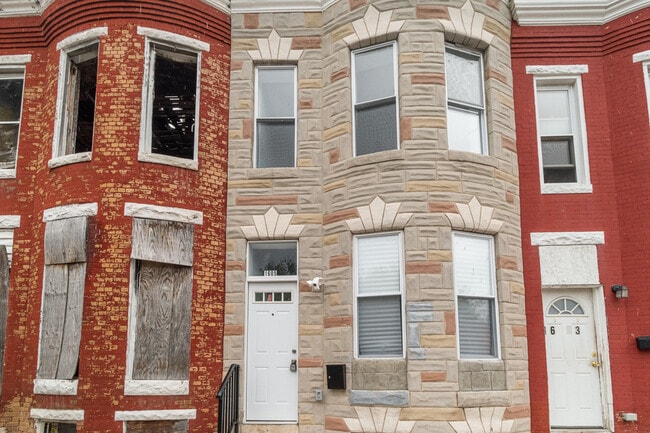 Welcome Home! Class and Grandeur! - 1605 McKean Ave