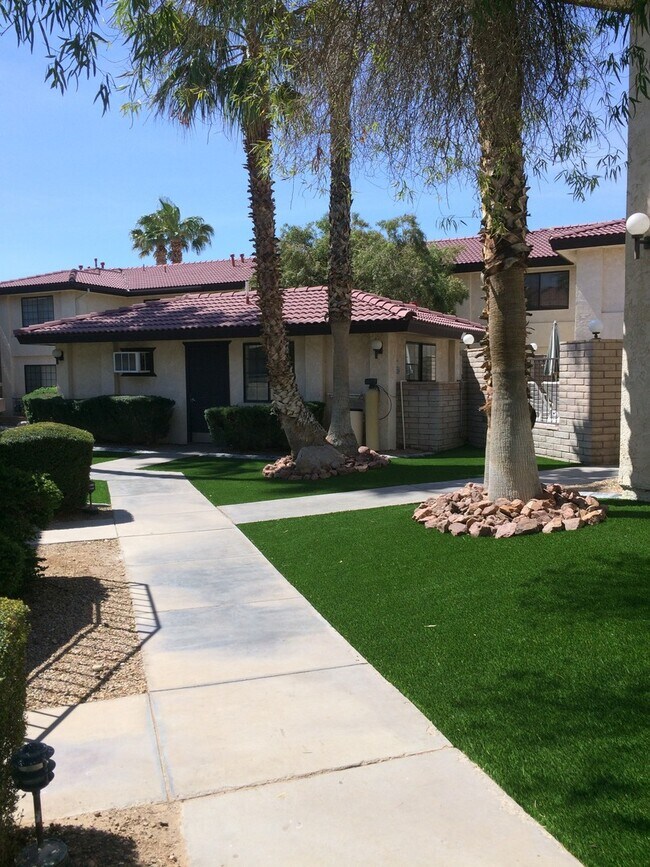 Building Photo - 1190 Ramar Rd