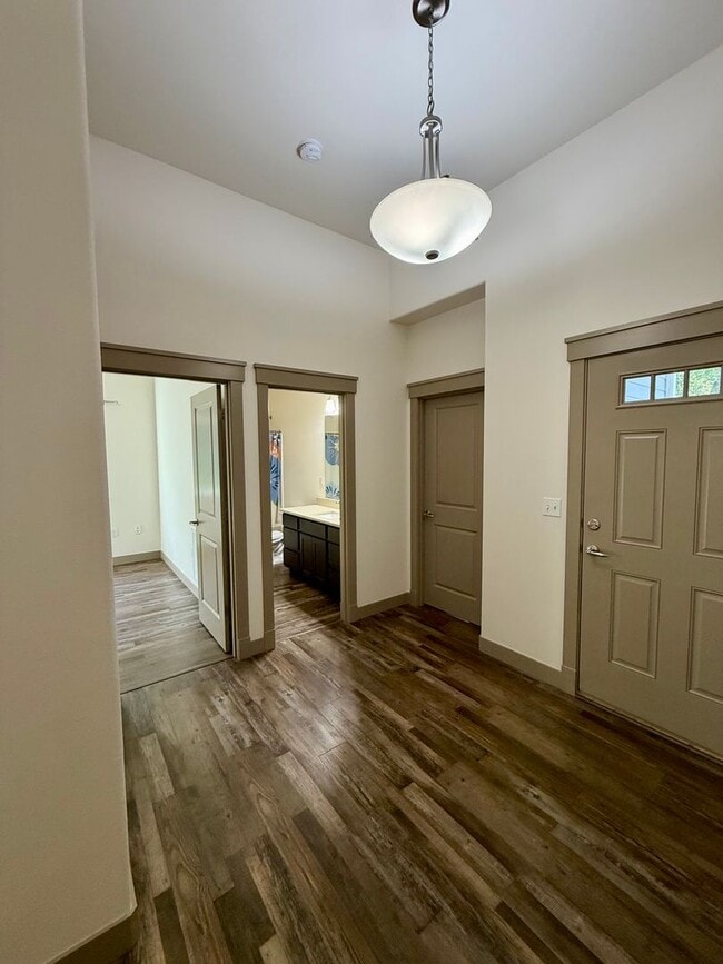 Building Photo - 17049 E Lori Ann Cir