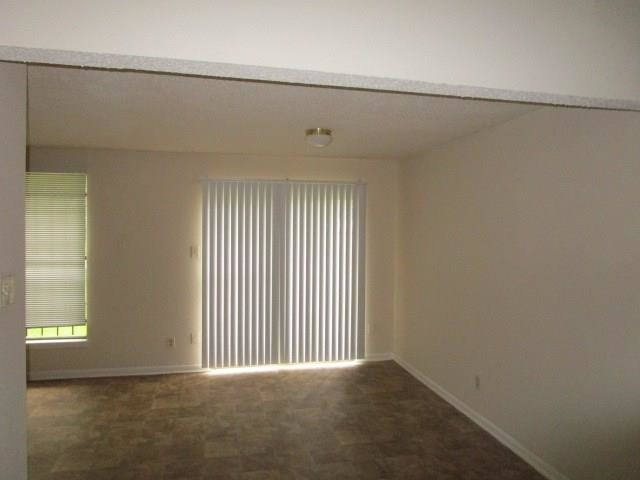 Building Photo - 15842 Blueridge Rd