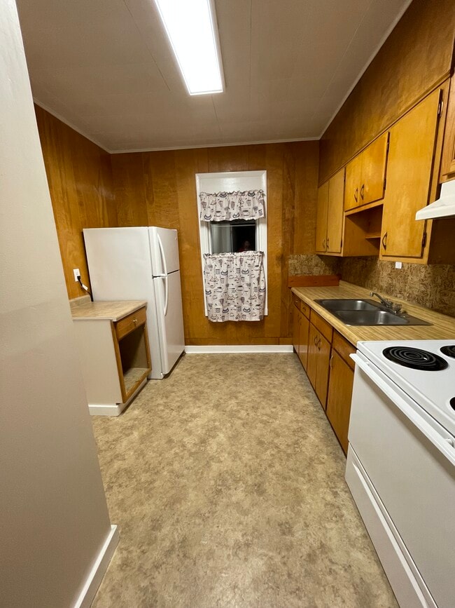Building Photo - 622 Jefferson St Apt A