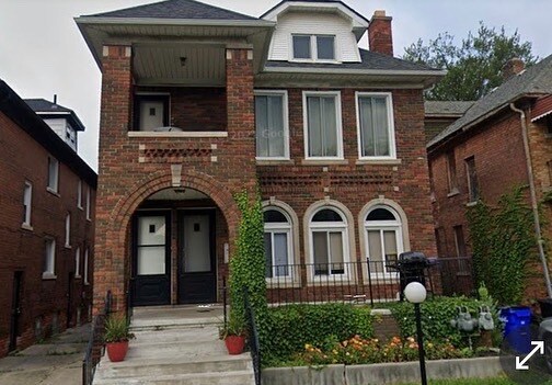 Building Photo - 16211 Fairfield St