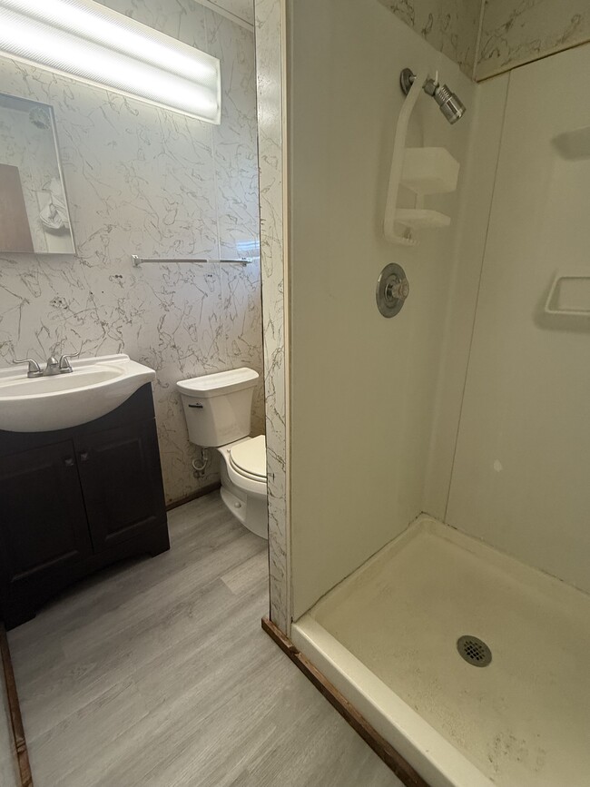 Foto del edificio - 1230 E 6th Ave