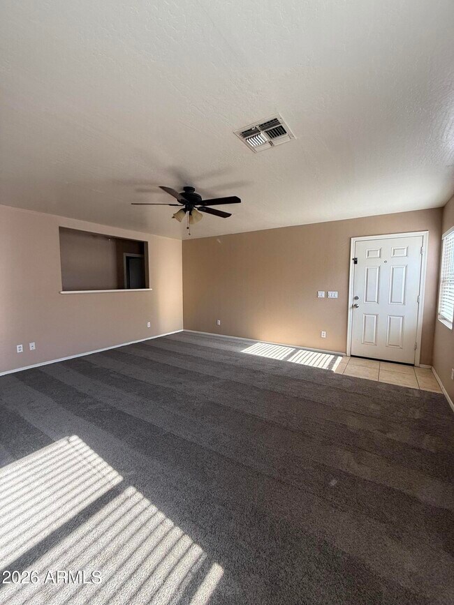 Foto del edificio - 12622 W Corrine Dr