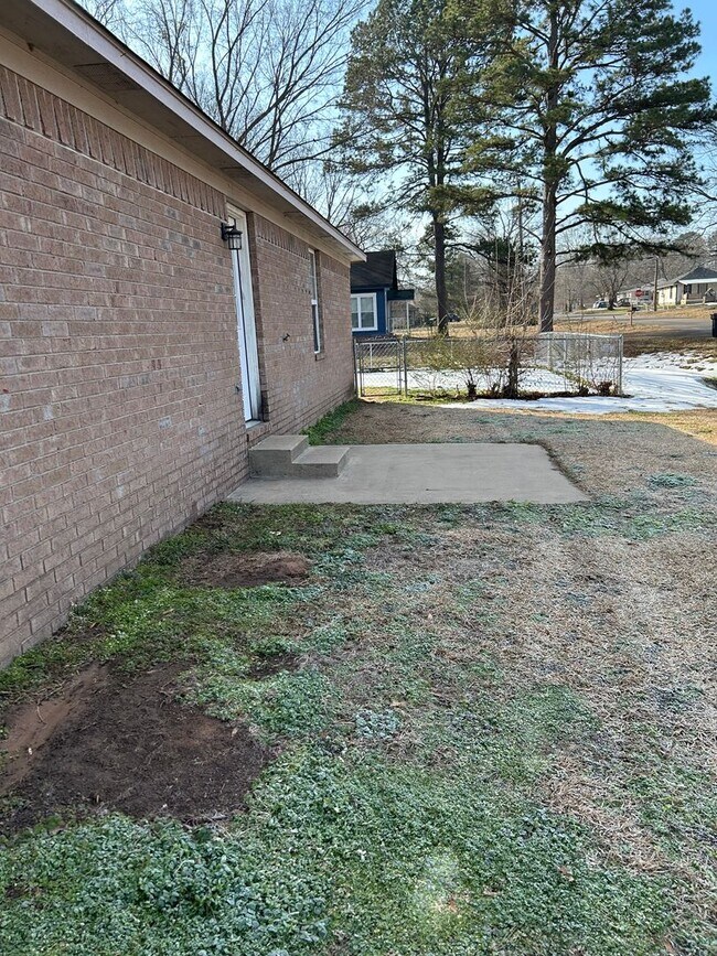 Foto del edificio - 904 E 5th St