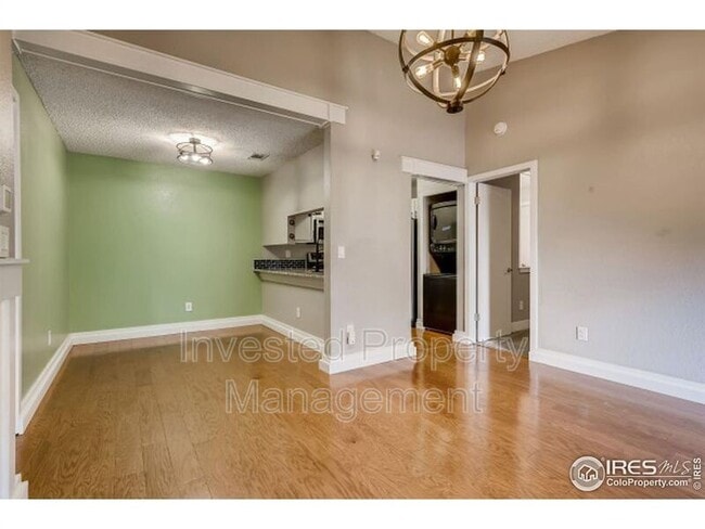 Building Photo - 8015 Eastman Place
