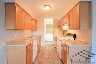 Building Photo - 7125 SW 130th Ave