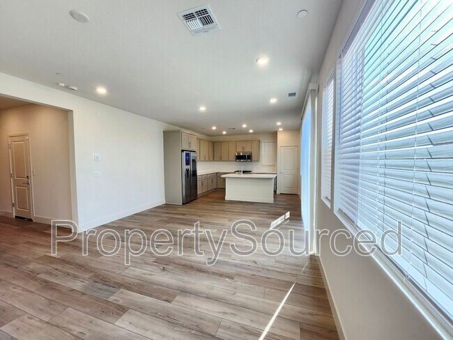 Building Photo - 1724 Jade Pl