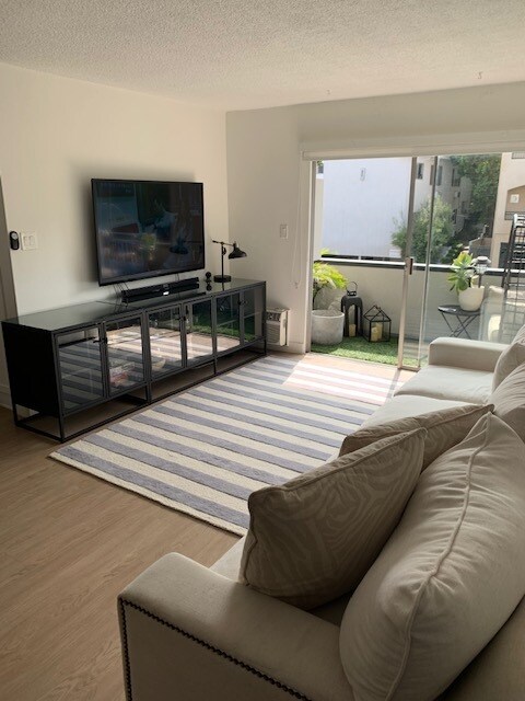 Living Space - 1700 Malcolm Ave