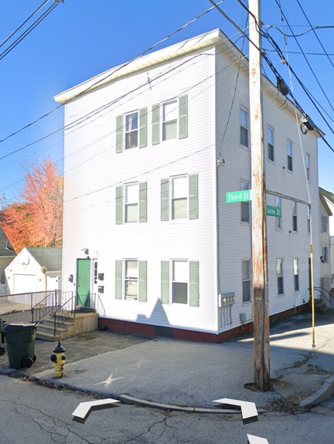 Building Photo - 165 Third St